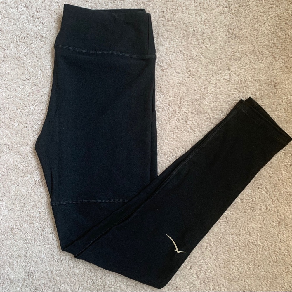 Black leggings